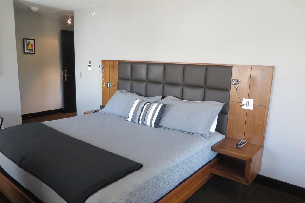 St. Paul Hotel Wooster Szoba fotó